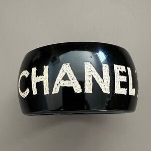 Jessica Kagan Cushman “Ripped Off By CHANEL” Black Resin Cuff
